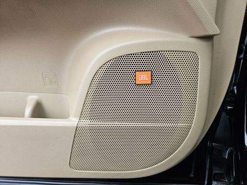 Used 2009 Toyota Highlander Sport image 16