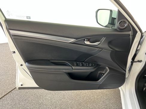 Used 2017 Honda Civic EX-L image 12