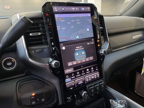 Used 2026 RAM 2500 Laramie image 32