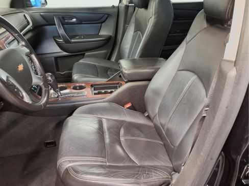 Used 2014 Chevrolet Traverse LT FWD image 11