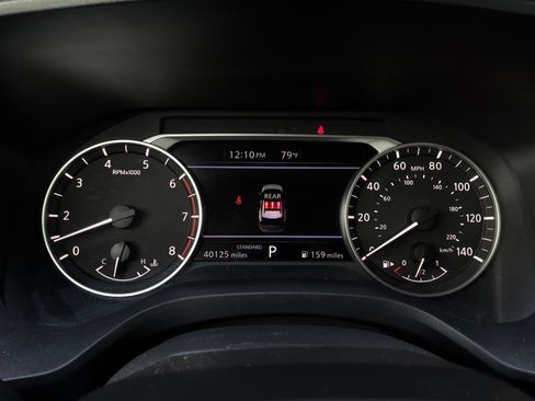 Used 2025 Nissan Rogue SV FWD image 37
