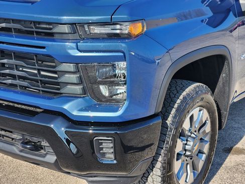 New 2026 Chevrolet Silverado 2500 Custom w/ Custom Convenience Package image 10