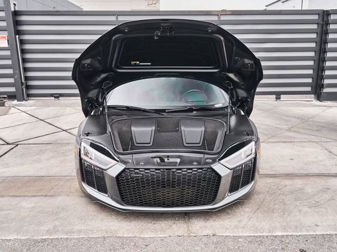 Used 2017 Audi R8 V10 plus AWD/4WD image 12
