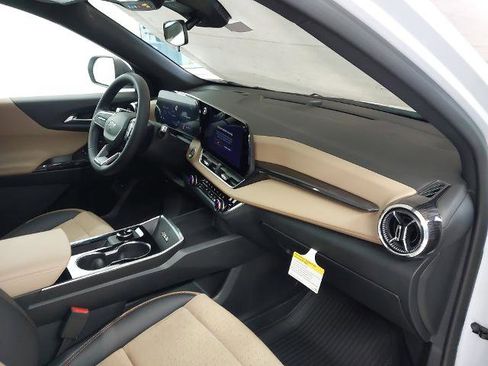 New 2026 Chevrolet Equinox ACTIV w/ Convenience Package III image 29