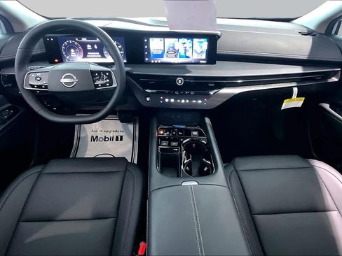 Certified 2026 Nissan Murano SV AWD/4WD image 14