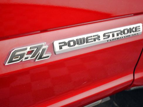 Used 2018 Ford F350 Platinum w/ Platinum Ultimate Package image 17