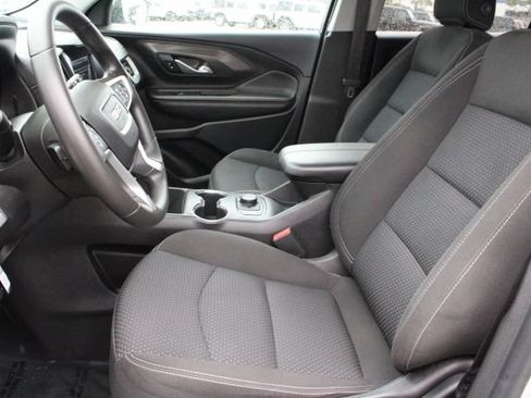Used 2022 GMC Terrain SLE FWD image 33