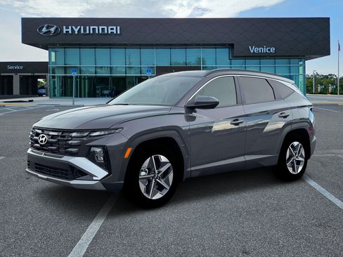 New 2026 Hyundai Tucson SEL FWD image 2