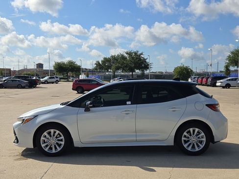 Used 2026 Toyota Corolla SE FWD image 7