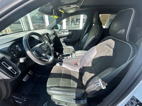 Used 2021 Volvo XC40 T5 R-Design w/ Climate Package AWD/4WD image 20