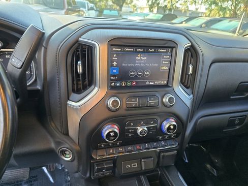 Used 2020 GMC Sierra 2500 Denali w/ Technology Package image 26