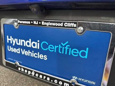 Used 2022 Hyundai Venue SEL image 14