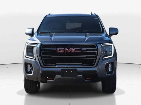Used 2021 GMC Yukon XL AT4 image 11