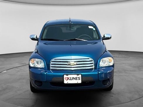 Used 2009 Chevrolet HHR LT FWD image 2