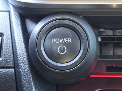 Used 2024 Toyota Prius Prime Premium image 23