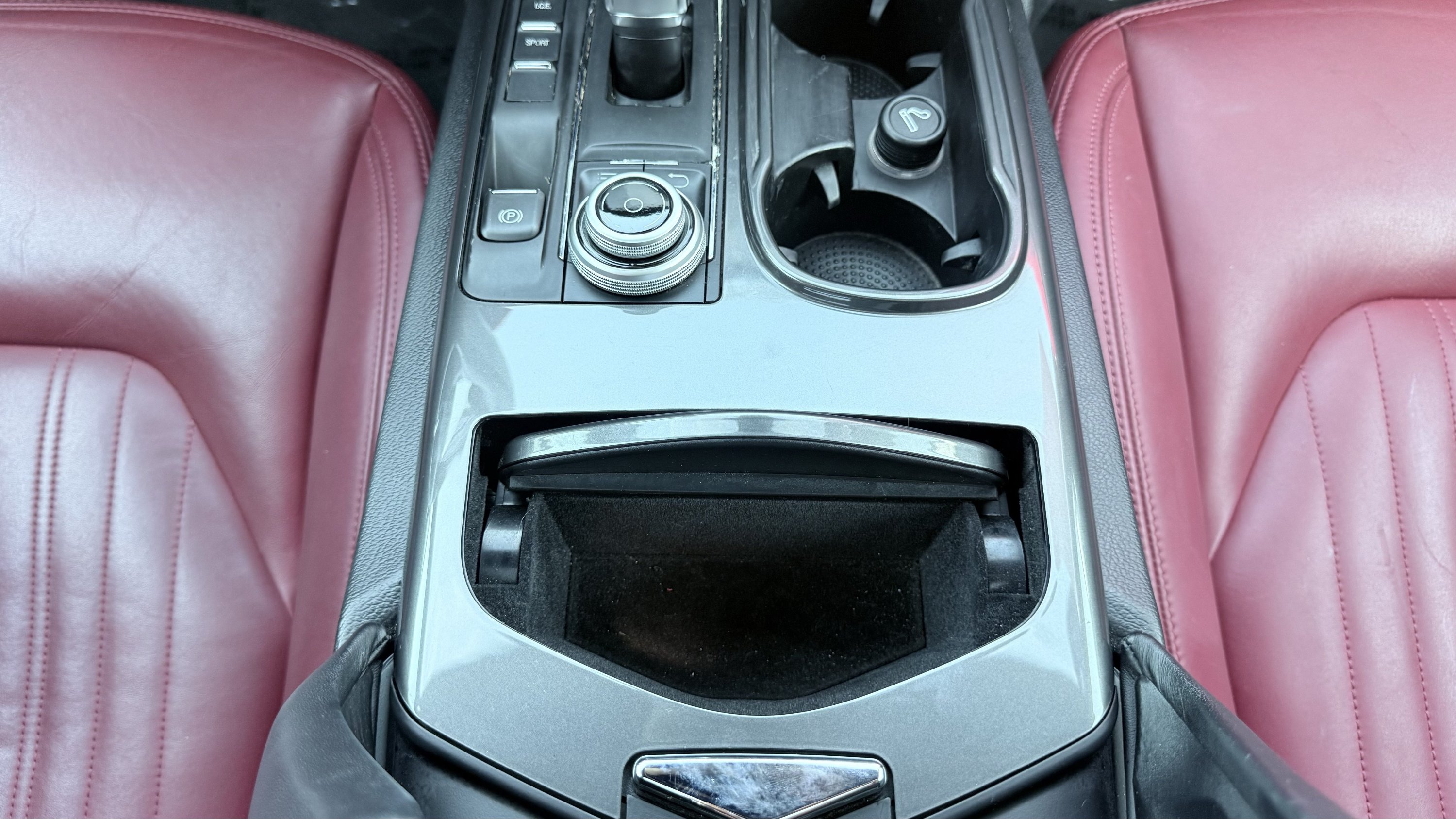 Used 2018 Maserati Ghibli RWD image 41