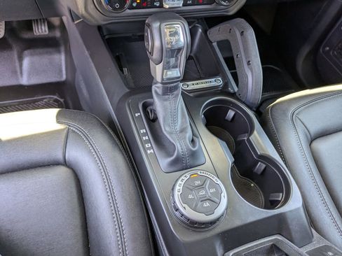 Used 2025 Ford Bronco Badlands AWD/4WD image 25