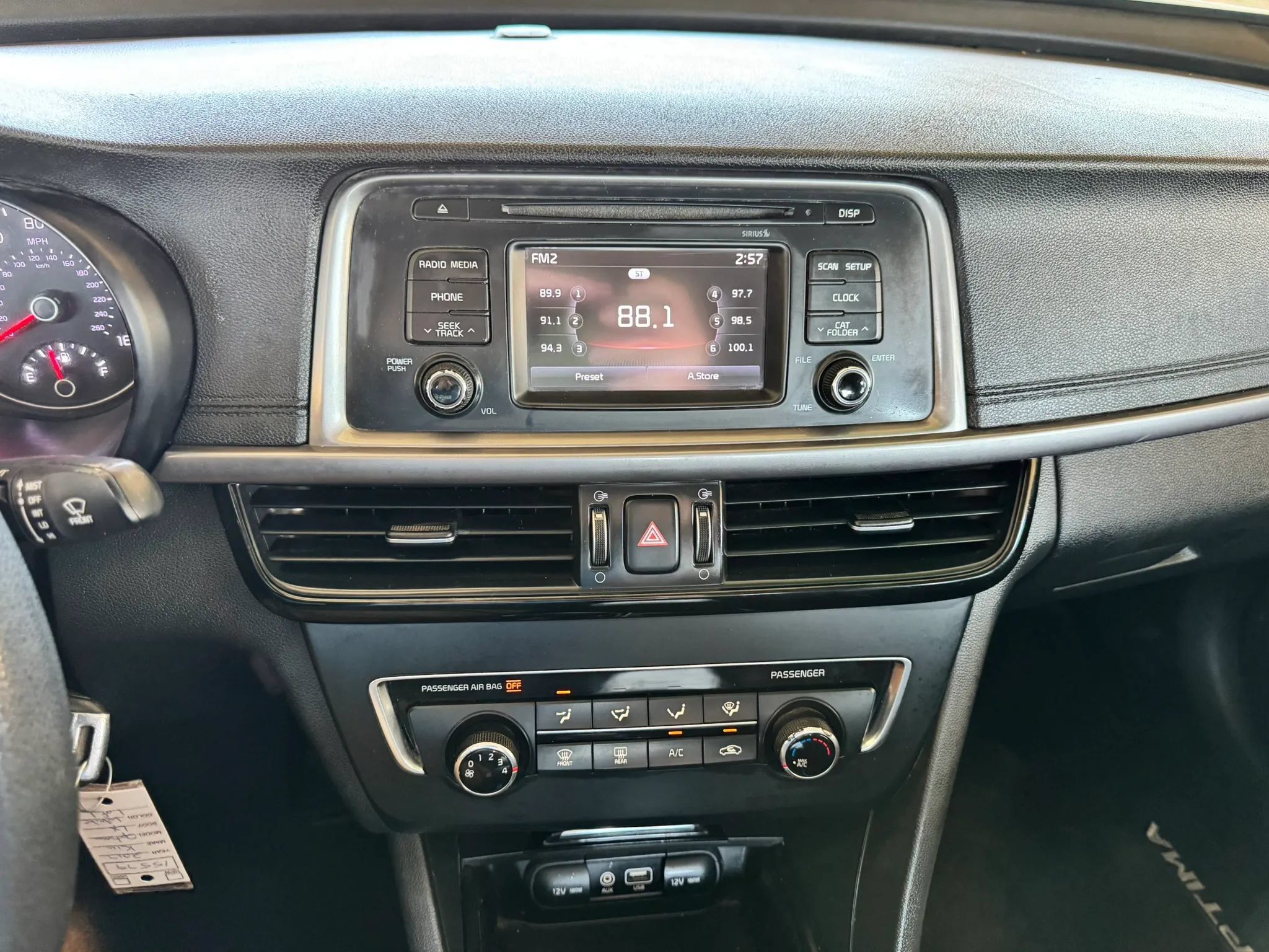 Used 2017 Kia Optima LX FWD image 13