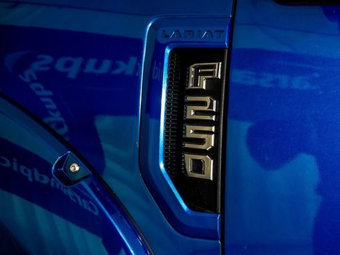 Used 2022 Ford F250 Lariat w/ Chrome Package image 43