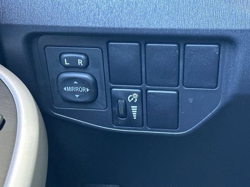 Used 2012 Toyota Prius Two FWD image 33