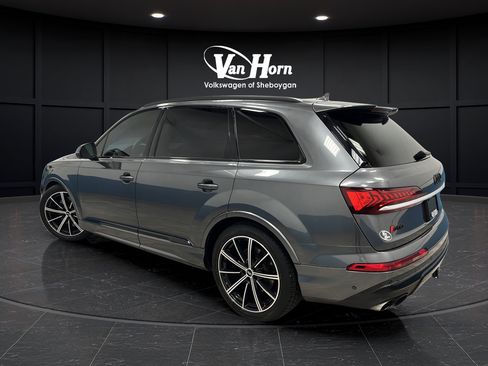 Used 2021 Audi SQ7 Premium Plus w/ Executive Package AWD/4WD image 5