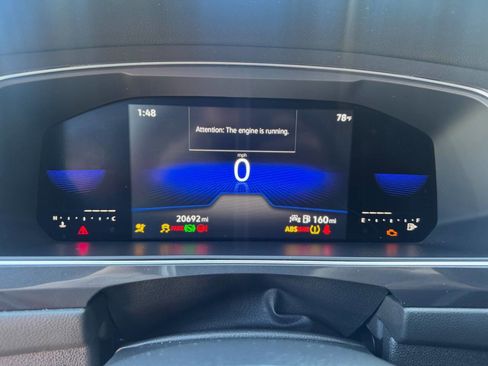 Used 2022 Volkswagen Tiguan S image 12