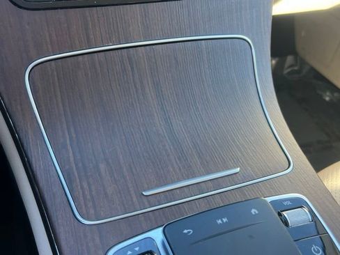 Used 2022 Mercedes-Benz GLC 300 4MATIC w/ Premium Package Lite image 32