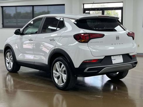 Used 2025 Buick Encore GX Preferred FWD image 8