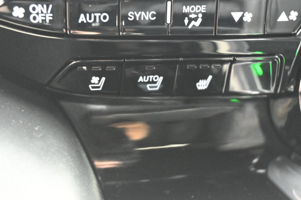 Used 2022 Acura MDX A-Spec AWD/4WD image 16