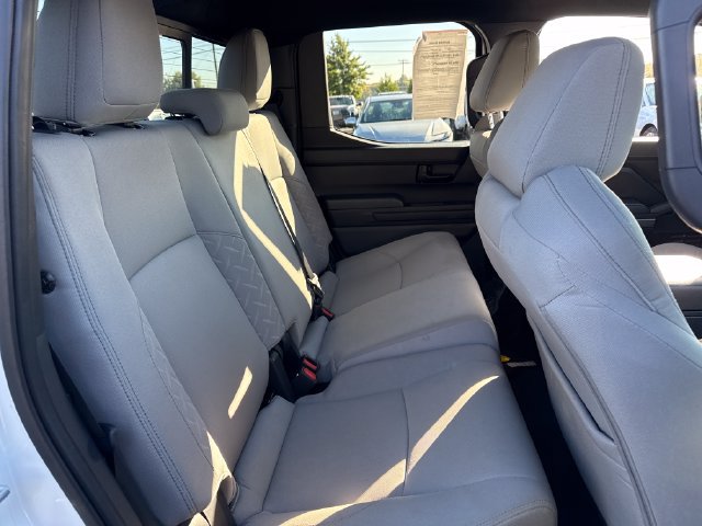 Used 2024 Toyota Tacoma SR5 AWD/4WD image 16