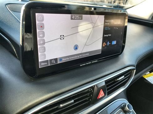 Used 2022 Hyundai Santa Fe SEL Premium image 16