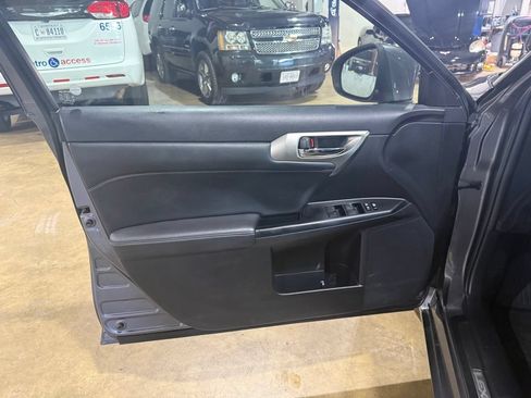 Used 2015 Lexus CT 200h FWD image 29