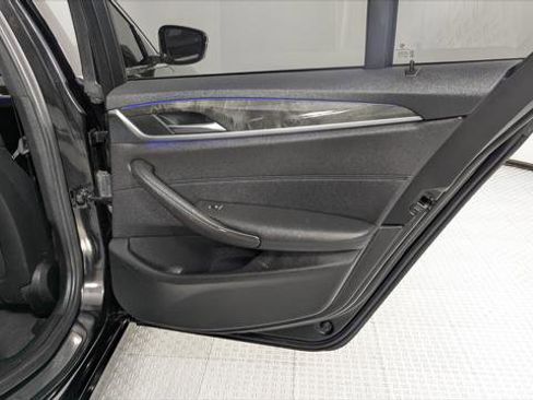 Used 2020 BMW 530i w/ Convenience Package image 21