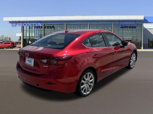 Used 2016 MAZDA MAZDA3 s Touring FWD image 4