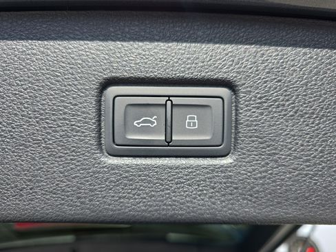 New 2026 Audi Q7 3.0T Prestige AWD/4WD image 16