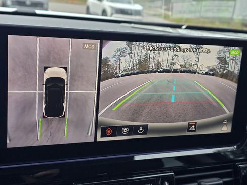 New 2026 Nissan Pathfinder SL image 18