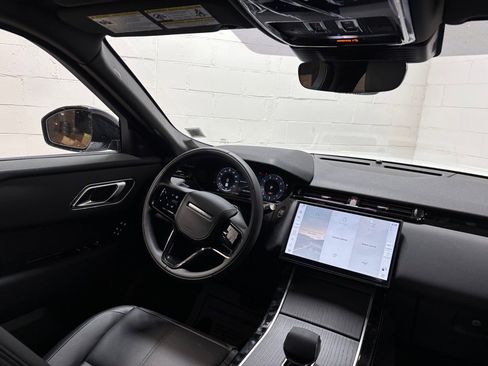 New 2026 Land Rover Range Rover Velar S image 32