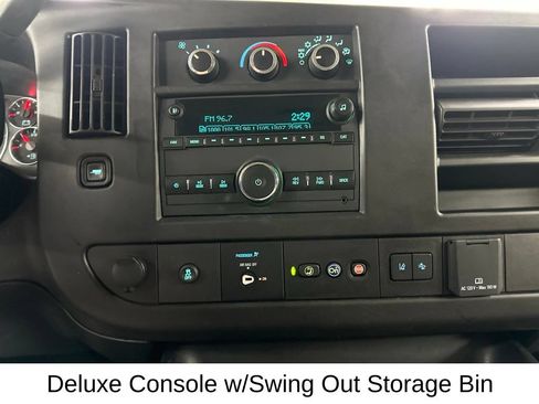 Used 2019 Chevrolet Express 3500 LT w/ LT Preferred Equipment Group RWD image 38