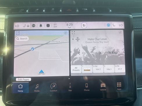 Used 2023 Jeep Grand Cherokee L Limited w/ Luxury Tech Group II image 40