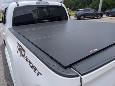 Used 2023 Toyota Tacoma TRD Sport w/ Technology Package RWD image 33
