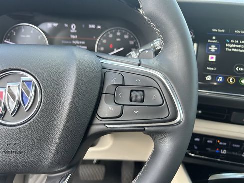 Used 2023 Buick Envision Essence AWD/4WD image 28