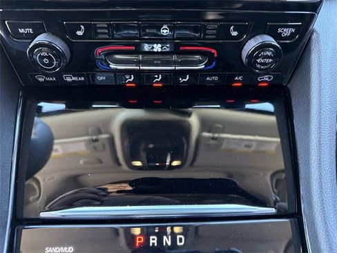 Used 2023 Jeep Grand Cherokee L Limited w/ Trailer Tow Group (B) image 37