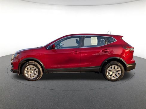 Used 2020 Nissan Rogue Sport S image 8