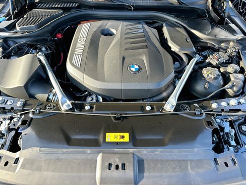 New 2027 BMW 550e xDrive w/ Executive Package AWD/4WD image 23