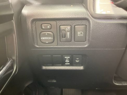 Certified 2022 Toyota 4Runner TRD Off-Road AWD/4WD image 27