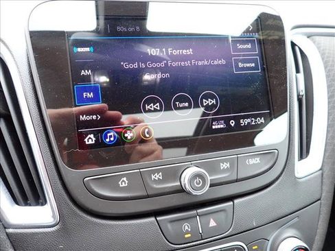 Used 2020 Chevrolet Malibu LT image 19