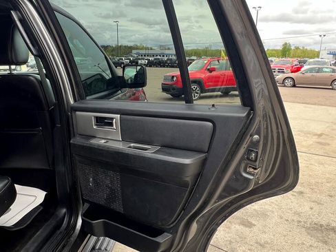 Used 2015 Ford Expedition XLT w/ Equipment Group 201A image 14