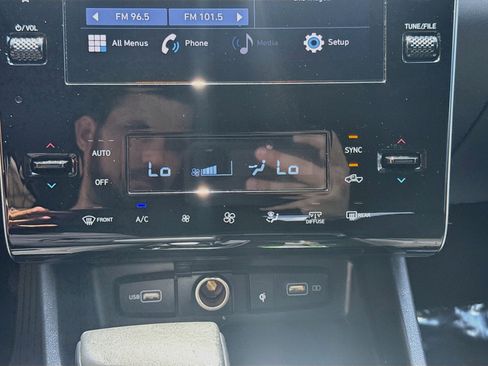 Used 2022 Hyundai Santa Cruz SEL Premium AWD/4WD image 12