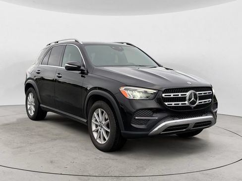 Used 2024 Mercedes-Benz GLE 450e 4MATIC image 3