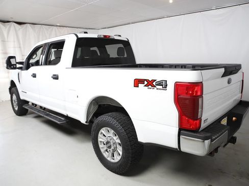 Used 2022 Ford F250 XLT w/ FX4 Off-Road Package AWD/4WD image 21